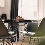 Einzimmerwohnung In Seenaehe Klimatisiert