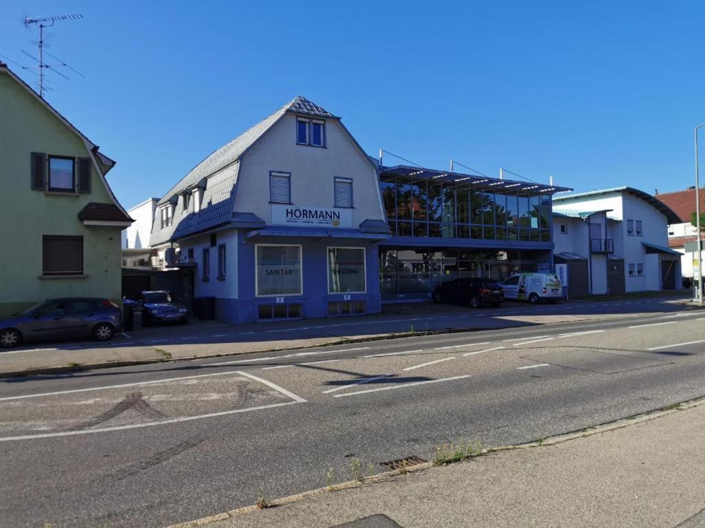 Einzimmerwohnung In Seenaehe Klimatisiert Apartment Friedrichshafen