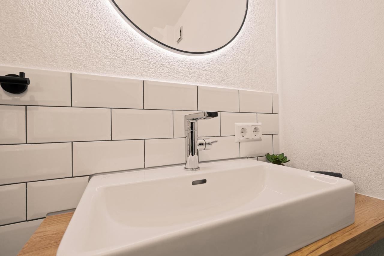 Apartment Einzimmerwohnung In Seenaehe Klimatisiert *